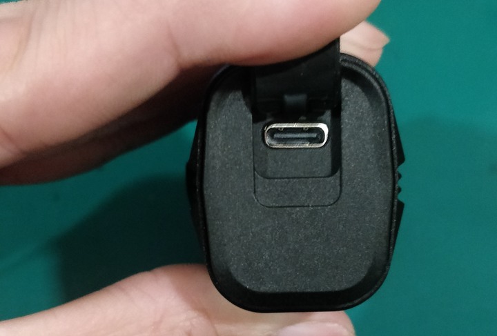 遠近兼顧:TOWILD 拓野 DLite 1800 車燈開箱