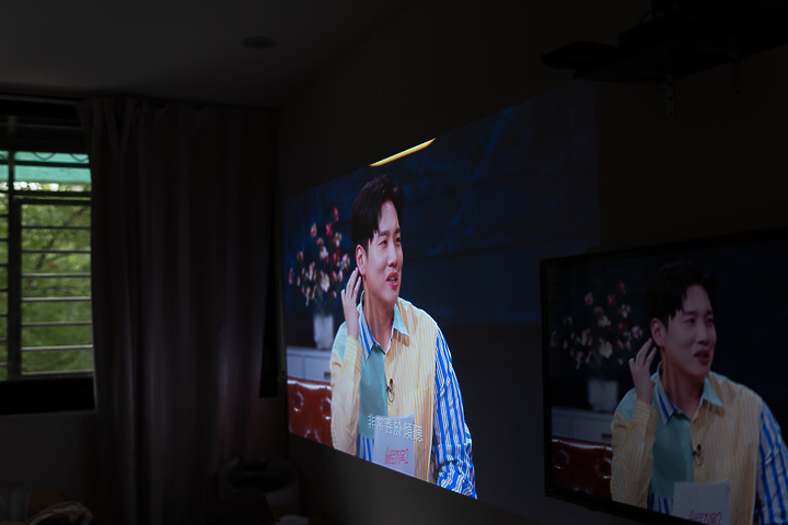 【開箱】如果你正準備選一台電視，這台Epson EH-TW6250 4K HDR投影機或許會更加適合你！