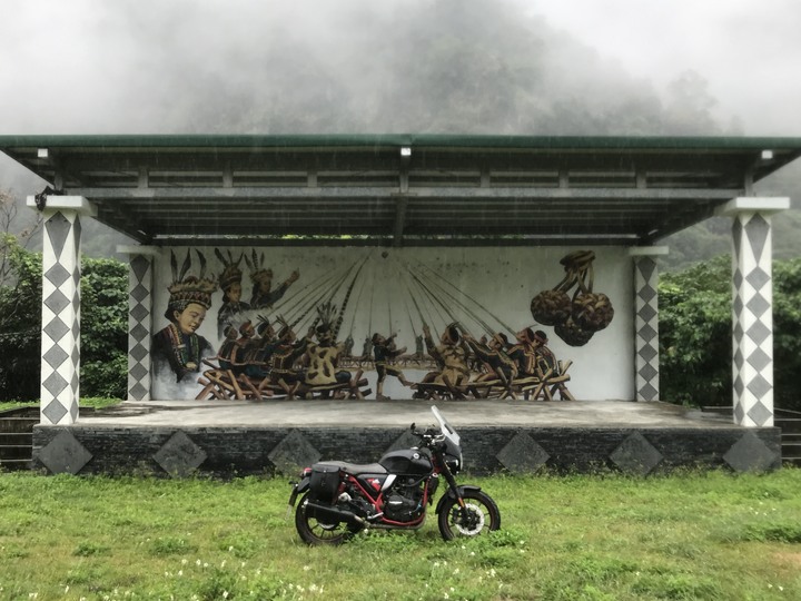 革命前夕之臨時起意摩托車環島旅行