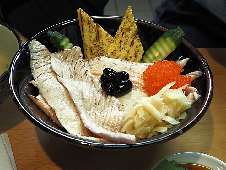 仁愛區 仁愛市場、鈺刺身丼、海洋廣場與林開郡洋樓 — 春日暖陽下之港都美食之旅