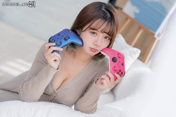 8BitDo Xbox 雙手把充電座開箱，同場加映極光紫&愛戀粉手把新色！