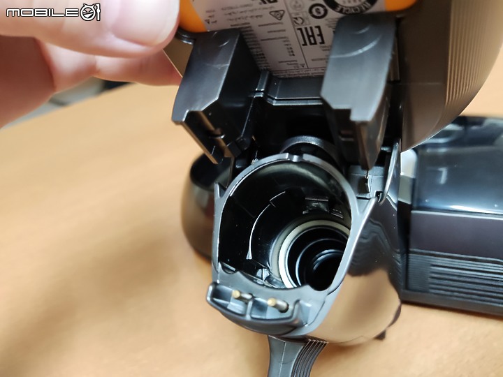【 體驗分享 】蒸於至善的智慧清掃大平台， LG CordZero A9TS WiFi 無線蒸氣濕拖吸塵器簡單試用心得！