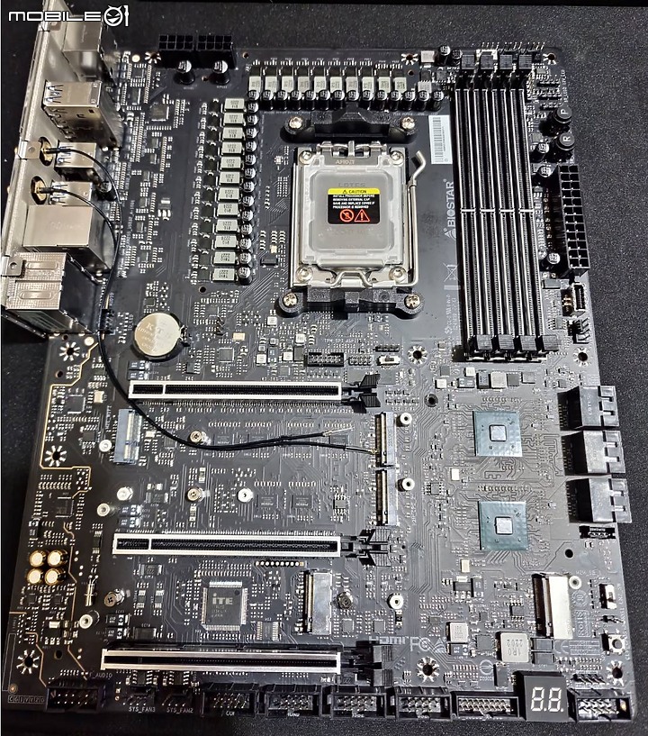 BIOSTAR X670E VALKYRIE 一張冠上女武神之名的旗艦主機板-歡迎投食