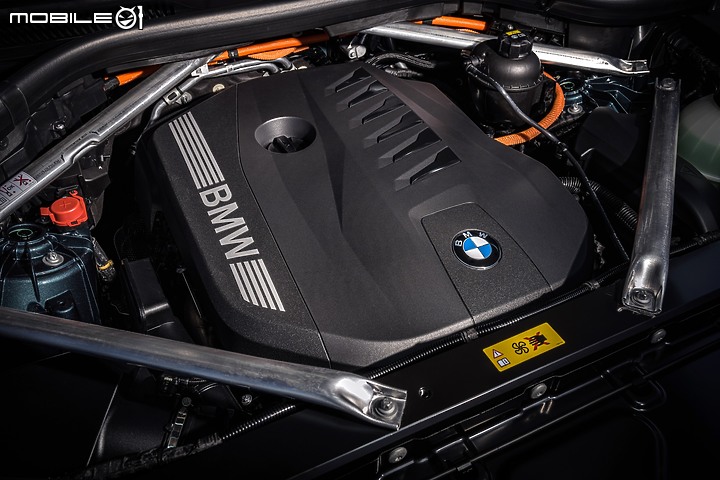 【海外新訊】BMW X5、X6小改款發表,換上曲面螢幕配iDrive 8.0、引擎動力有感升級!