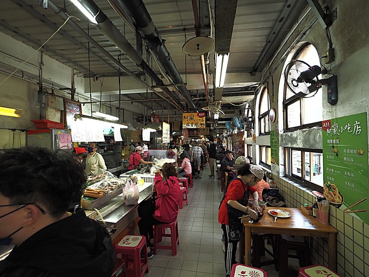 仁愛區 仁愛市場、鈺刺身丼、海洋廣場與林開郡洋樓 — 春日暖陽下之港都美食之旅