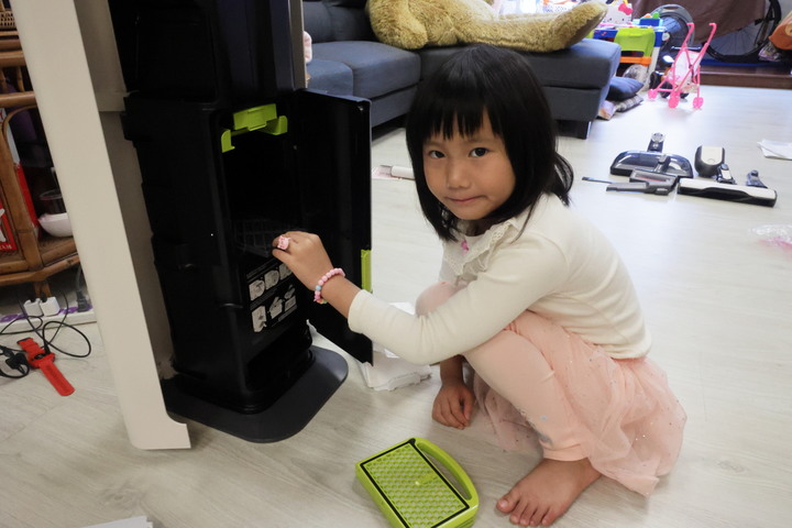 【誠實試用】清潔美學教科書 - LG A9TS 濕拖無線吸塵器