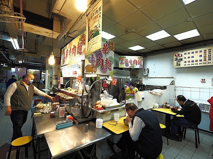 仁愛區 仁愛市場、鈺刺身丼、海洋廣場與林開郡洋樓 — 春日暖陽下之港都美食之旅
