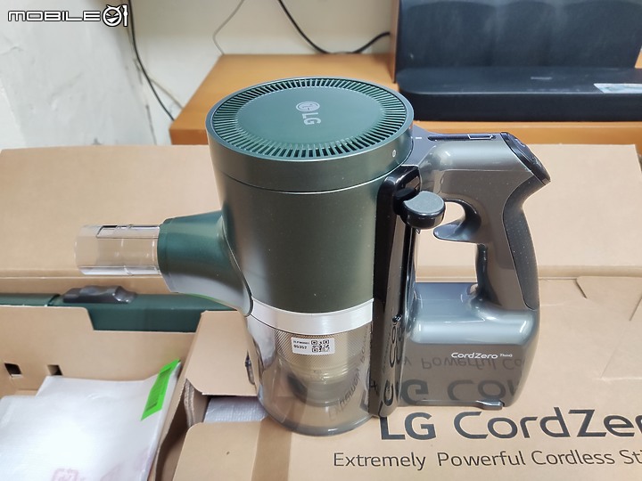 【 體驗分享 】蒸於至善的智慧清掃大平台， LG CordZero A9TS WiFi 無線蒸氣濕拖吸塵器簡單試用心得！
