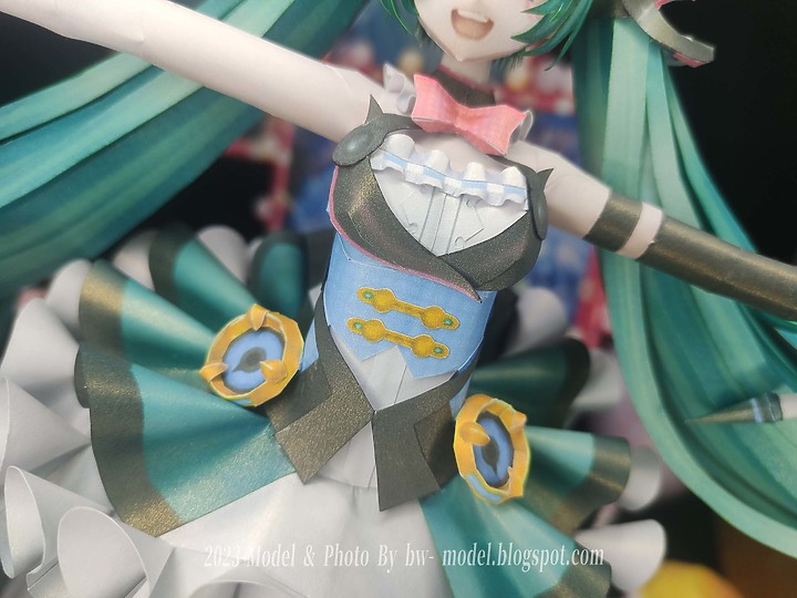 點我看大圖 VOCALOID 初音未來(魔法未來2019 Ver.) 紙模型 製作 Paper Craft ペーパークラフト