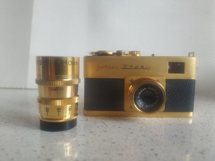 RICOH golden steky . 黃金16mm相機.
