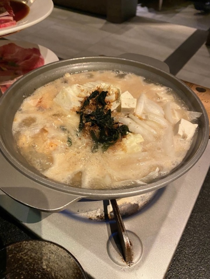 點我看大圖 台中的燒肉店嚇到我了……..