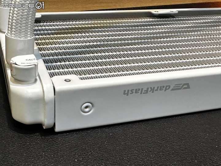 darkFlash RADIATOR & TWISTER 360 水冷散熱器!