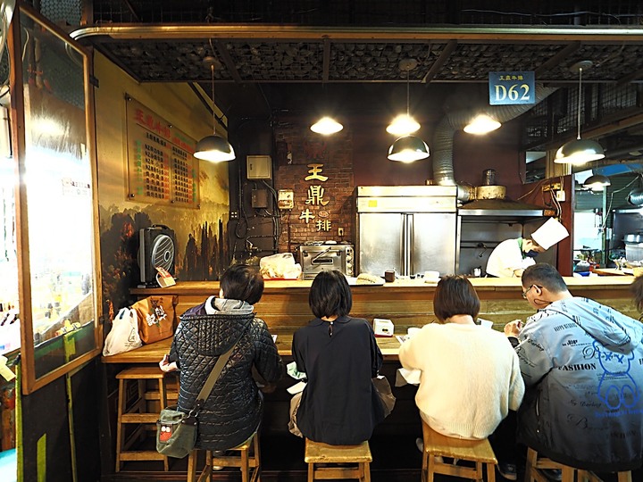 仁愛區 仁愛市場、鈺刺身丼、海洋廣場與林開郡洋樓 — 春日暖陽下之港都美食之旅