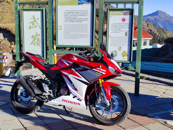 最高海拔一夜環島瘋狂訓車--帥到有朋友的新車長途初體驗