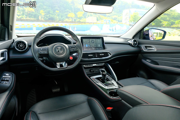 超值的國產休旅車評比|Ford Kuga / MG HS / Toyota Corolla Cross 你喜歡哪一種流派?