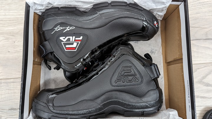 終於入手偶像簽名加持戰靴 - FILA GRANT HILL II 25周年紀念款