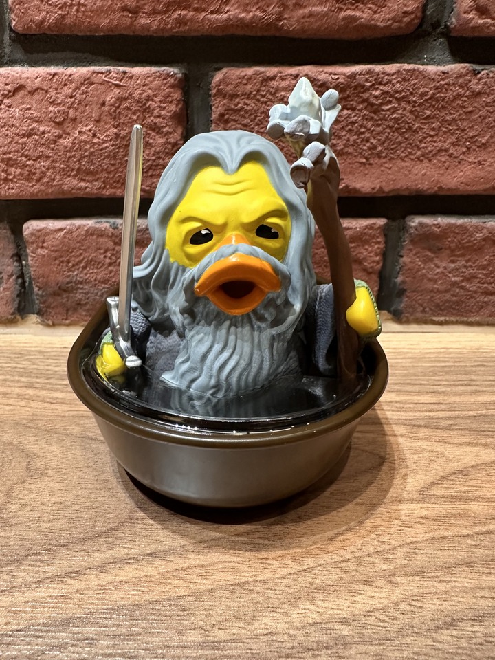 Tubbz 小鴨《魔戒》系列: 巨型炎魔 VS灰袍甘道夫開箱