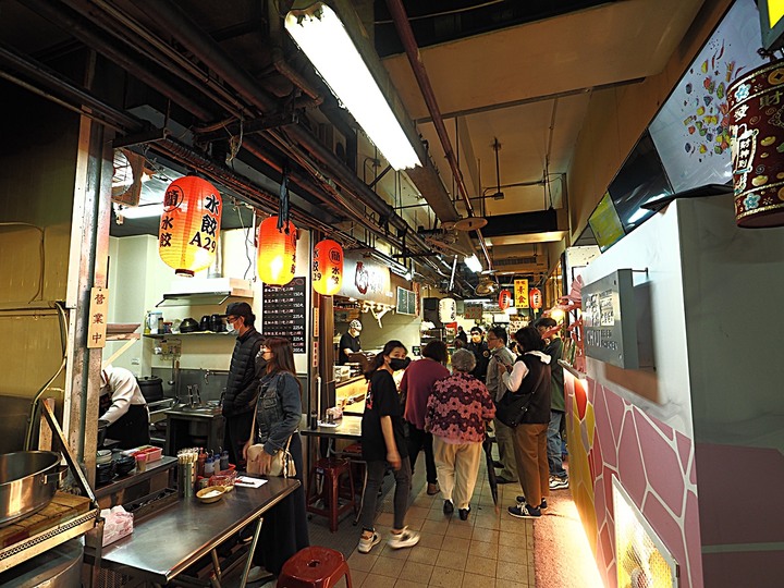 仁愛區 仁愛市場、鈺刺身丼、海洋廣場與林開郡洋樓 — 春日暖陽下之港都美食之旅