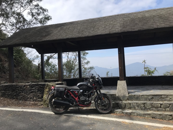 革命前夕之臨時起意摩托車環島旅行