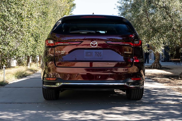 馬自達發表全新2024 CX-90, 包含直六引擎, 以及PHEV兩種動力