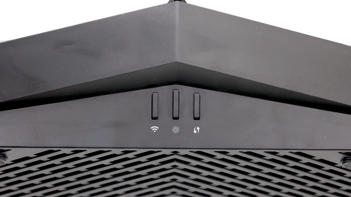 一斤半科技大閘蟹 TP-Link Archer AX95 準旗艦 WiFi 6 AX7800 機種