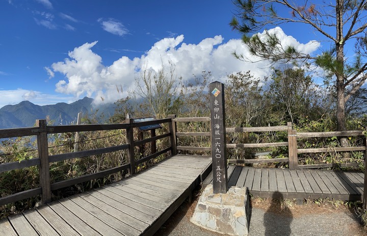 戶外山林大自然的瑜伽課 - 谷關七雄 no.5 東卯山