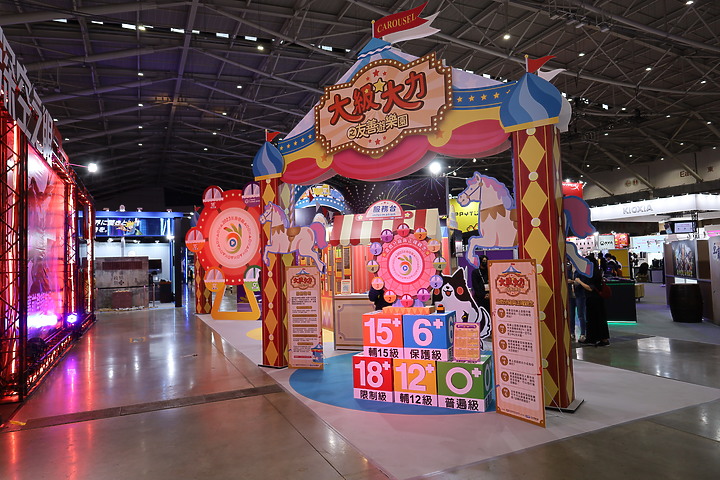2023電玩展 RF15-30mm f/4.5-6.3 IS STM 超廣角拍起來很有氣勢