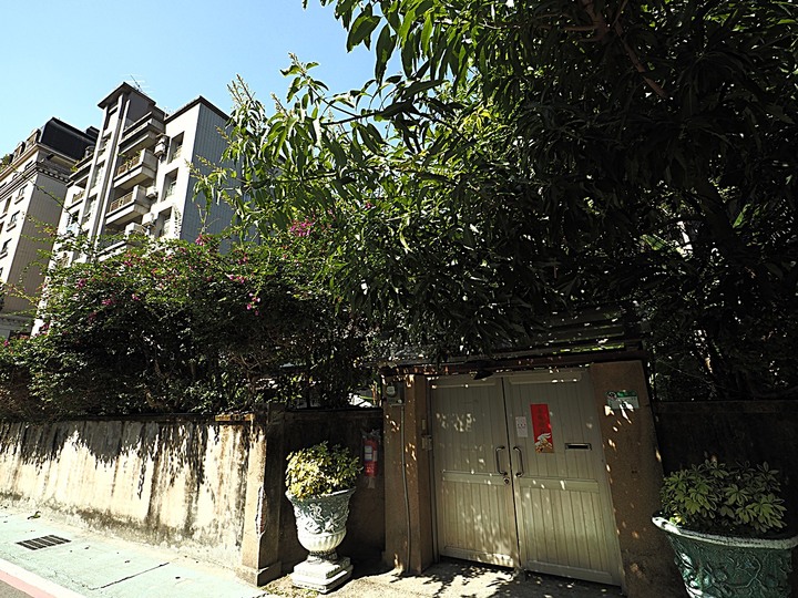 清真寺、夏慕思清真手作、永康街商圈、青田街日式建築群、溫州街蘿蔔絲餅 — 臺北市區半天小旅行