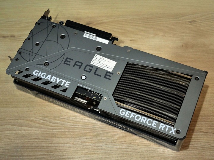 雙鷹出擊 i5-13500 配 B760 搭載 RTX 4070Ti