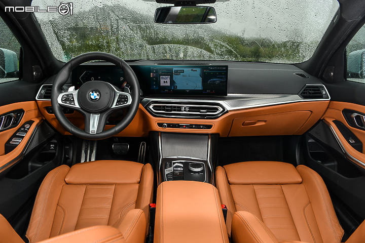 BMW 330i Sedan小改款試駕 │ 敢堅持也願意妥協,最終方能羽化成蝶!