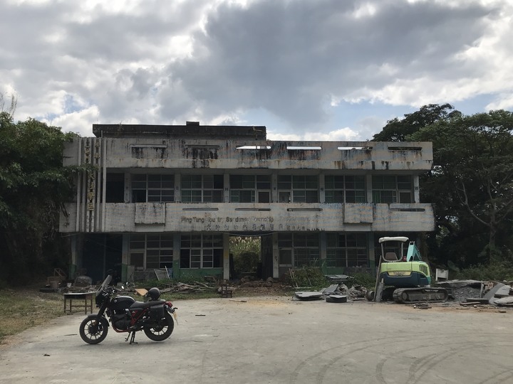 革命前夕之臨時起意摩托車環島旅行