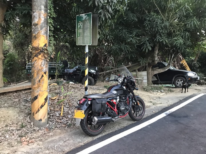 革命前夕之臨時起意摩托車環島旅行