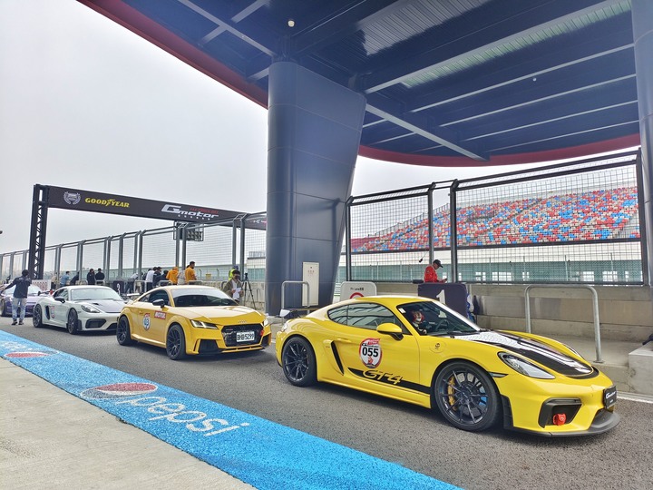 Porsche GT4 RS 升級套件 Gmotor 麗寶賽車場 Track Day 活動 雲集熱血愛車分子 頂級規格賽道體驗