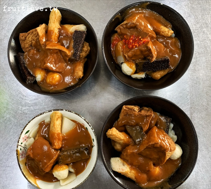 台中美食-特製醬料很濃郁，內用還可以免費續湯！