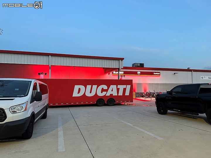點我看大圖 Ready 4 Red, Ducati 2023新車巡迴展
