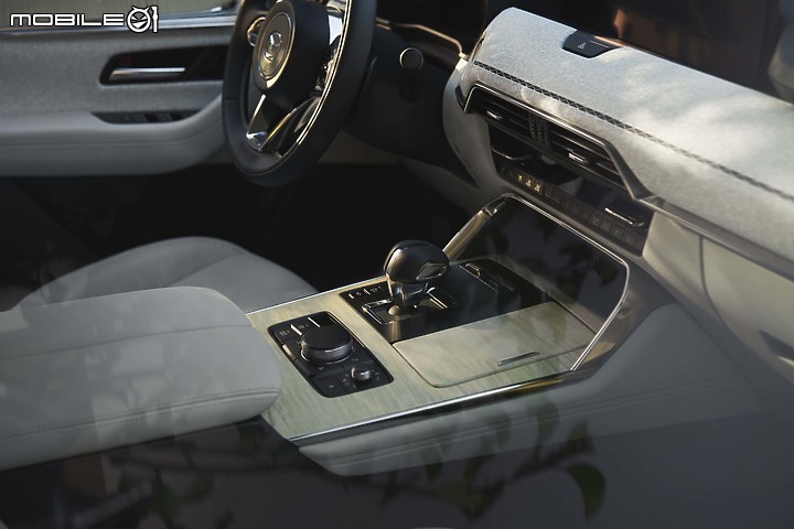 【海外情報】Mazda發表全新休旅旗艦CX-90,3.3升渦輪、2.5升PHEV雙動力,尺碼更大更豪華!