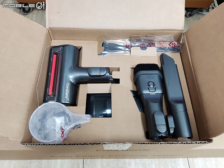 【 體驗分享 】蒸於至善的智慧清掃大平台， LG CordZero A9TS WiFi 無線蒸氣濕拖吸塵器簡單試用心得！
