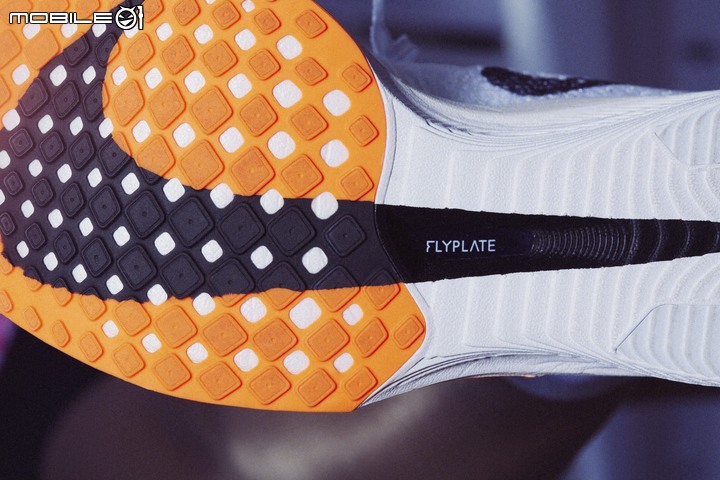 【新訊】貫穿大底的經典勾勾！NIKE VAPORFLY 3全能跑鞋正式發表