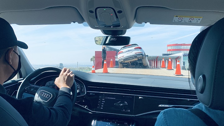 Audi Q系列越野駕馭體驗營−奧迪駕馭內心的激情!