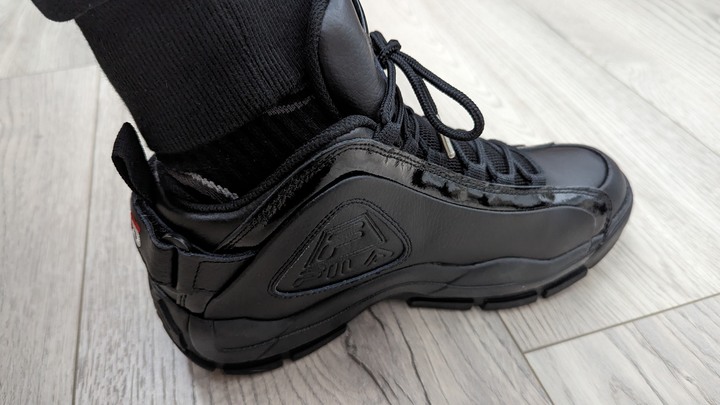 終於入手偶像簽名加持戰靴 - FILA GRANT HILL II 25周年紀念款