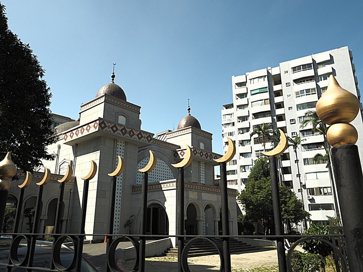 清真寺、夏慕思清真手作、永康街商圈、青田街日式建築群、溫州街蘿蔔絲餅 — 臺北市區半天小旅行