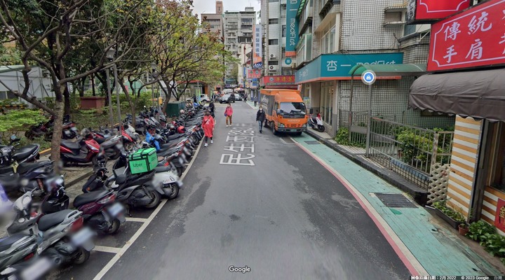 台北市綠色行人道可推廣全國 - Mobile01