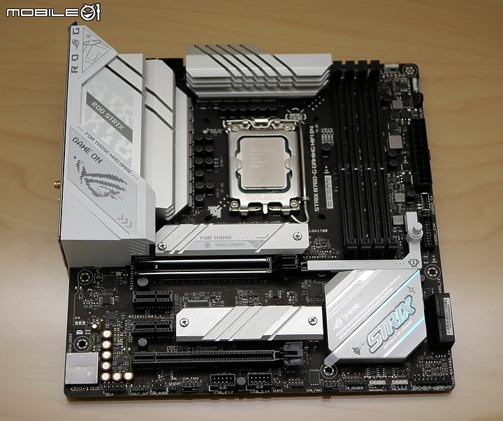 M-ATX 銀白風 ROG STRIX B760-G GAMING WIFI 開箱