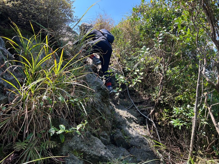 新北雙溪|燦光寮山.登頂視野遼闊,山海美景一次擁有