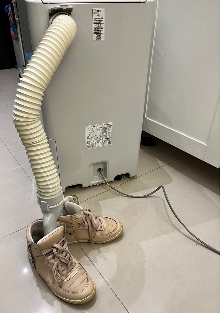 Panasonic F-YV50LX還可以當烘鞋機?