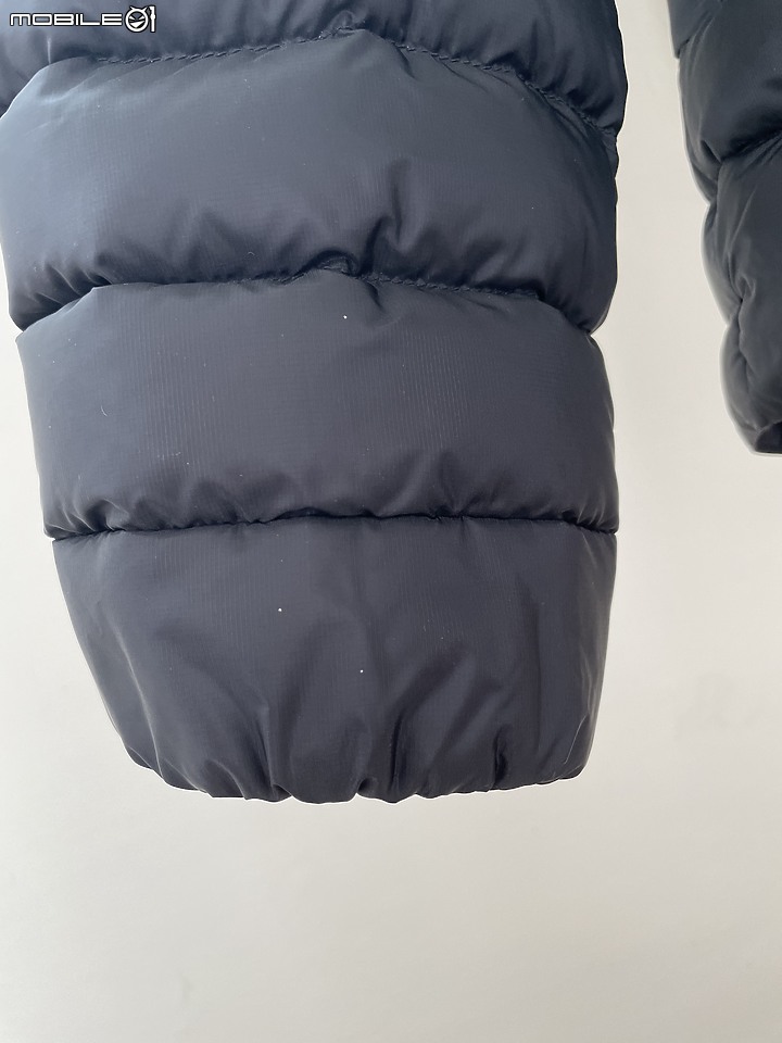 Arc'teryx 始祖鳥 CERIUM LT HOODY 2022 VS. THORIUM AR HOODY 2021 羽絨相互比較