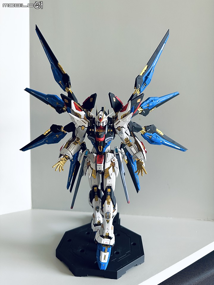 [不自量力的作品分享-VI] MGEX 1/100 STRIKE FREEDOM GUNDAM