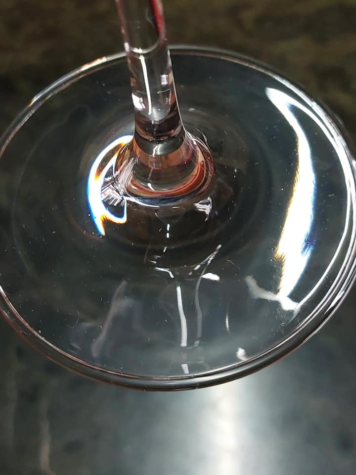 關於LUCARIS水晶酒杯?