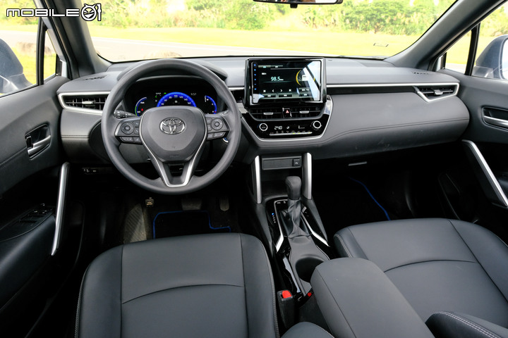 超值的國產休旅車評比|Ford Kuga / MG HS / Toyota Corolla Cross 你喜歡哪一種流派?