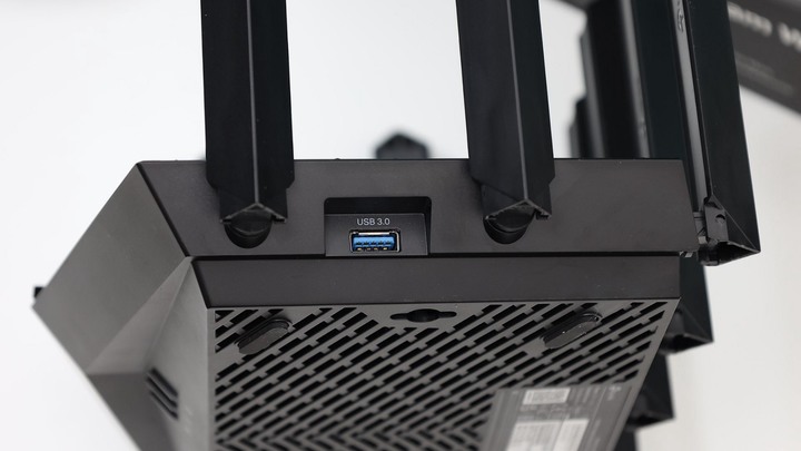 一斤半科技大閘蟹 TP-Link Archer AX95 準旗艦 WiFi 6 AX7800 機種